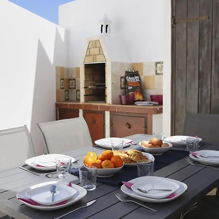 220 - Casa Hannah By Villas Now Ltd